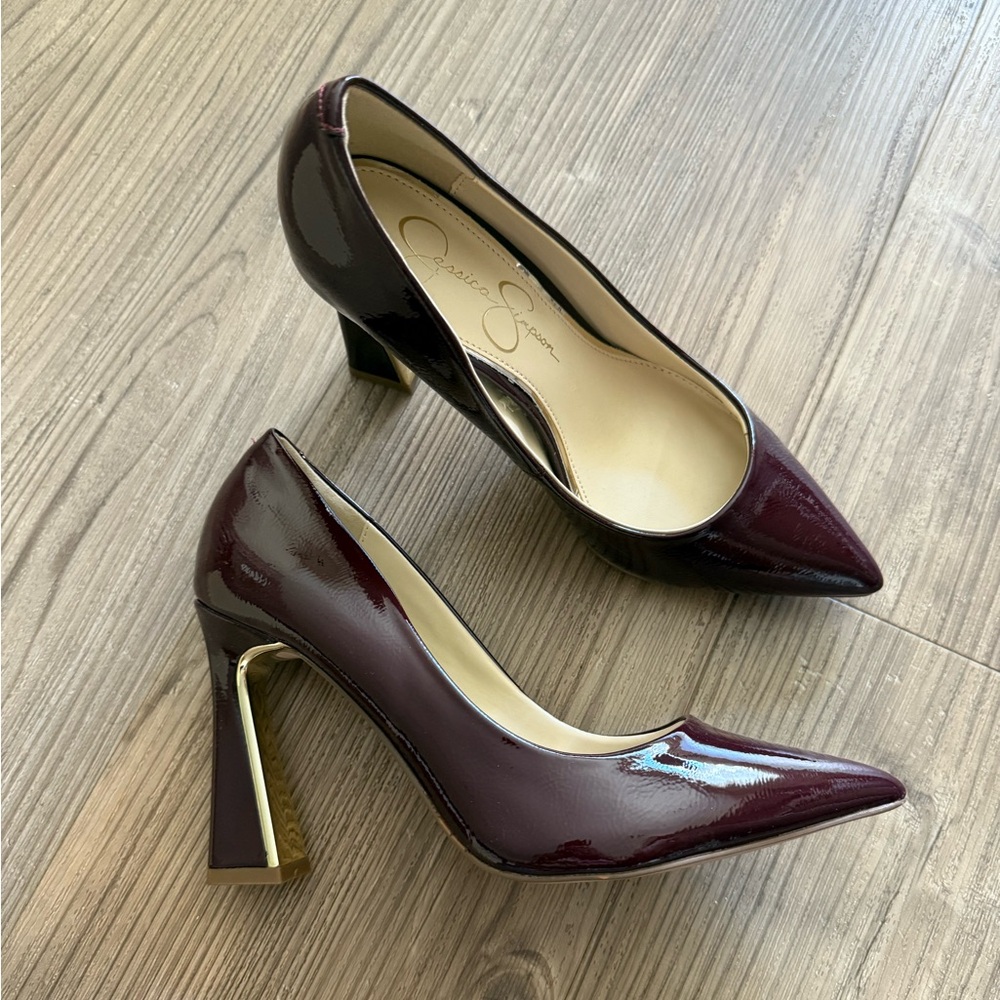 Jessica Simpson Burgundy Patent Pointed-Toe Pumps with Gold Accent Heel